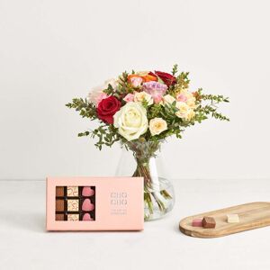 Interflora De farverige roser med CHO CHO 18 stk.