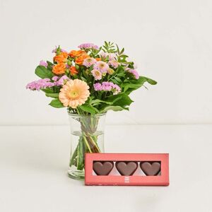 Interflora Den venlige med marcipanhjerter